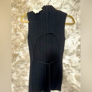 Nordstrom open edit high neck open tie back top. Size M